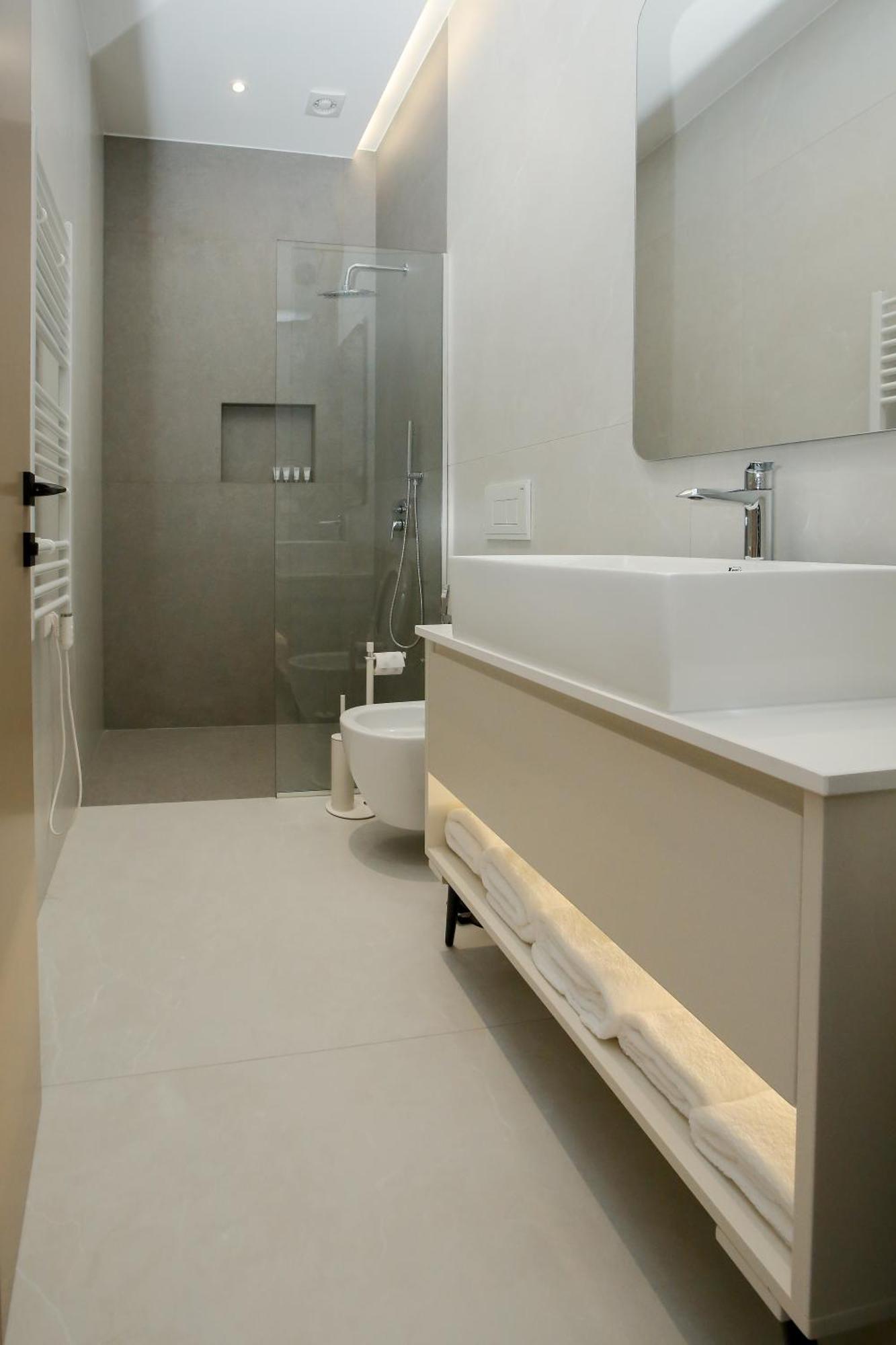 Nos Luxury Rooms Shkodër Esterno foto