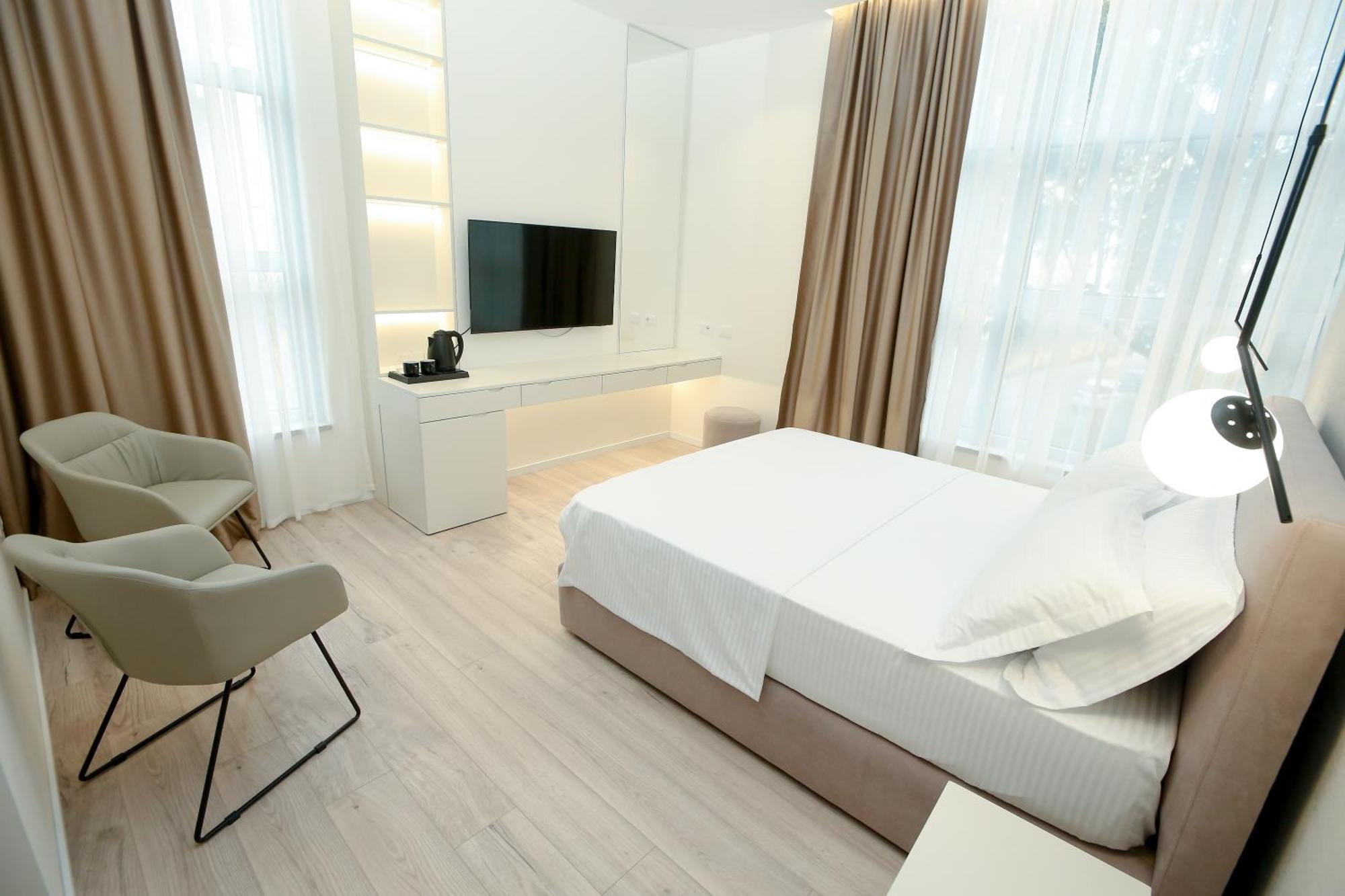 Nos Luxury Rooms Shkodër Esterno foto